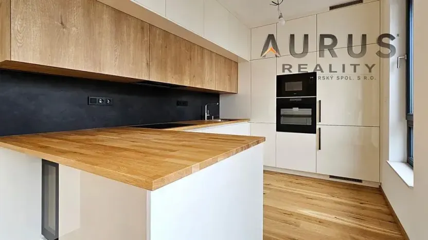 Pronájem bytu 4+kk, Praha - Nusle, Bělehradská, 116 m2