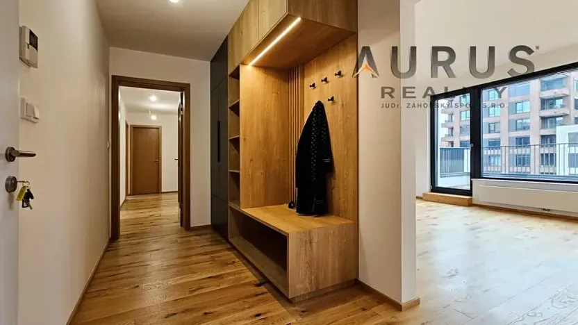 Pronájem bytu 4+kk, Praha - Nusle, Bělehradská, 116 m2