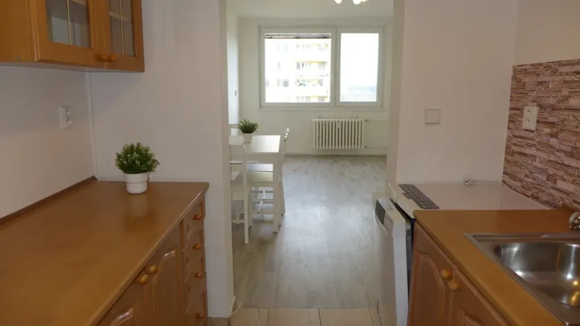 Pronájem bytu 2+kk, Praha - Ruzyně, Ciolkovského, 42 m2