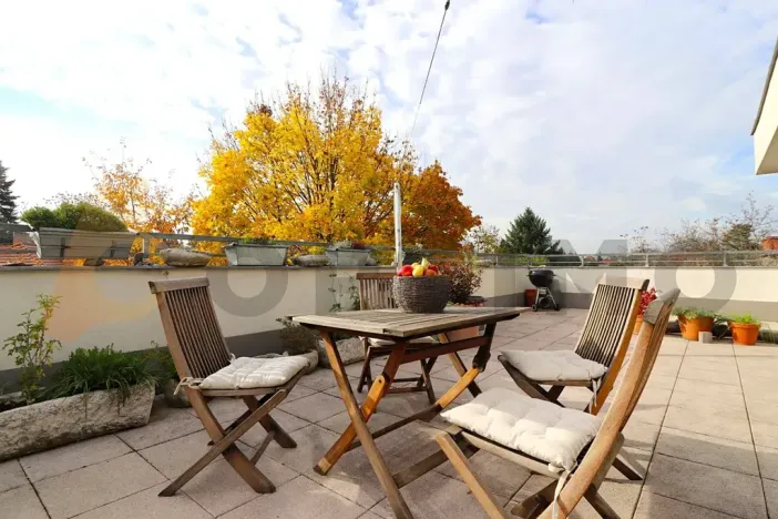 Prodej bytu 4+kk, Roztoky, Tyršovo nám., 88 m2