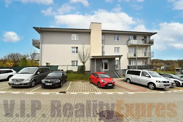 Prodej bytu 3+kk, Praha - Kyje, Břeclavská, 70 m2