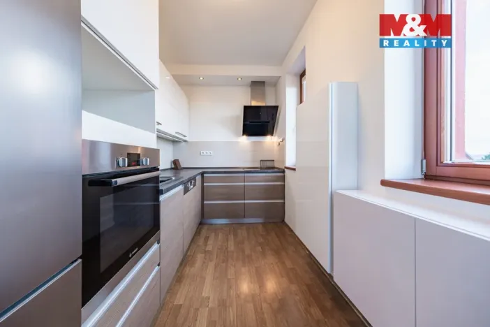 Pronájem bytu 3+kk, Praha - Kolovraty, Meduňková, 109 m2