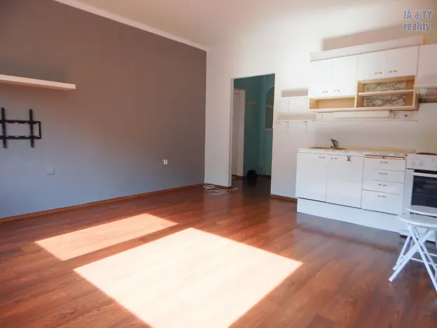 Pronájem bytu 2+kk, Teplice - Nová Ves, Habrová, 43 m2