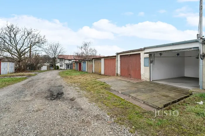 Prodej garáže, Šlapanice, Dlouhá, 16 m2