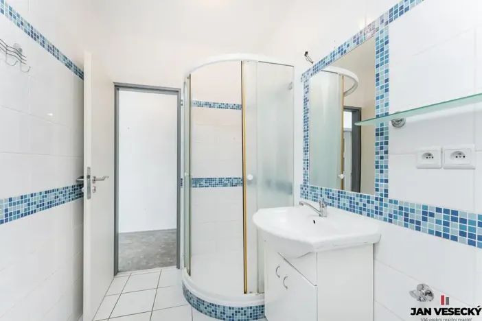 Pronájem bytu 3+1, Praha - Čakovice, U Párníků, 54 m2