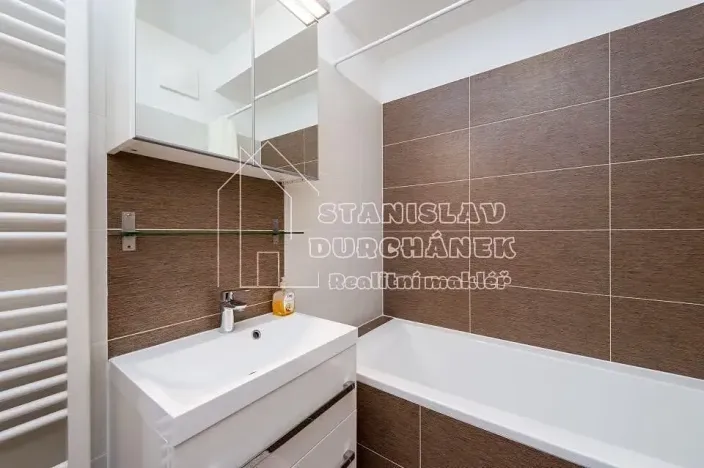 Pronájem bytu 2+kk, Praha - Malešice, Nad úžlabinou, 52 m2