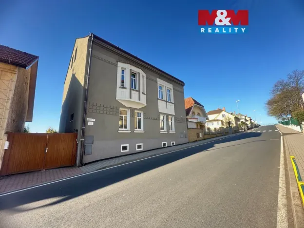 Pronájem rodinného domu, Dobrovice, Komenského, 20 m2