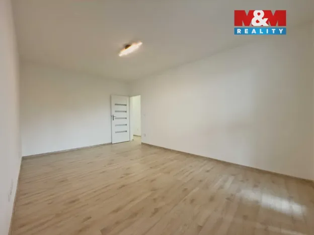 Prodej bytu 2+1, Karviná - Ráj, Božkova, 60 m2