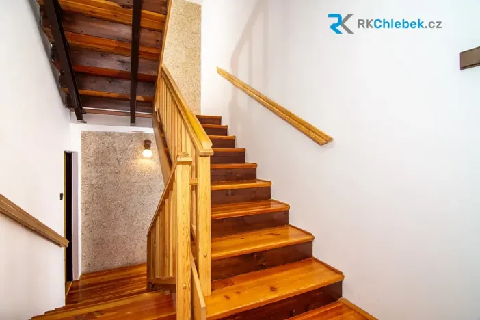 Prodej rodinného domu, Baška, 350 m2