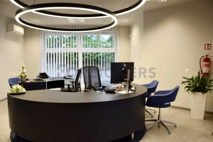 Prodej rodinného domu, Hrušovany nad Jevišovkou, náměstí Míru, 260 m2