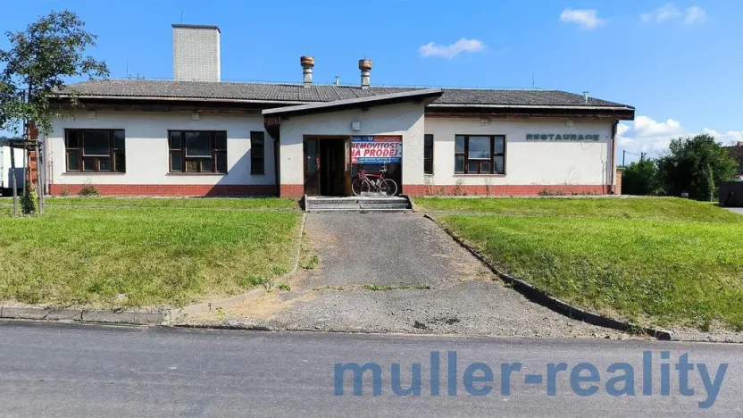 Prodej komerční, Žichovice, 753 m2