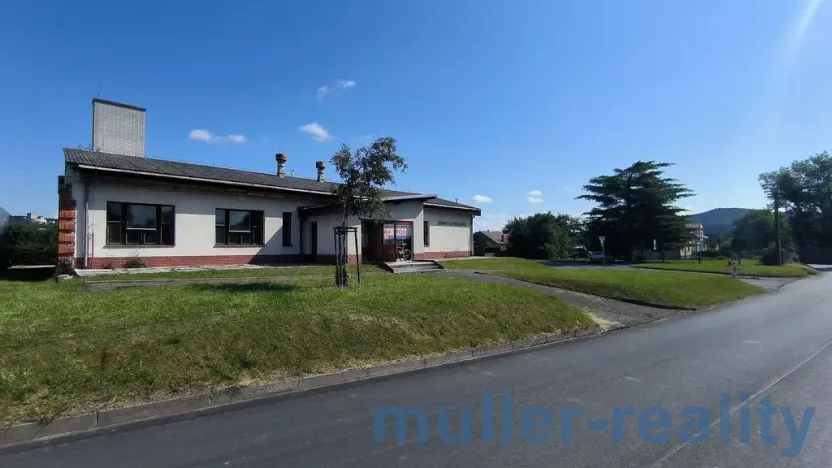 Prodej komerční, Žichovice, 753 m2