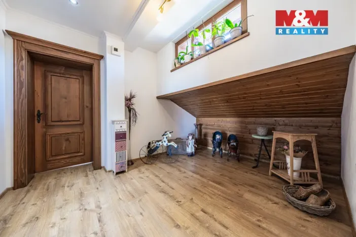 Prodej rodinného domu, Chomutov, Ve Stráni, 494 m2