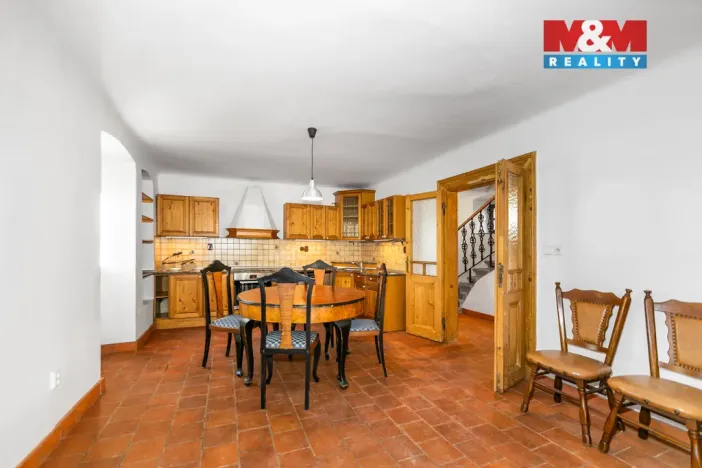 Pronájem zemědělské usedlosti, Dobrovíz, Kladenská, 10270 m2