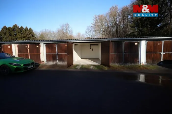 Prodej garáže, Slaný, 18 m2