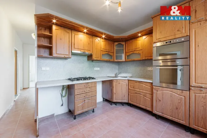 Prodej bytu 4+1, Sokolov, Atletická, 77 m2