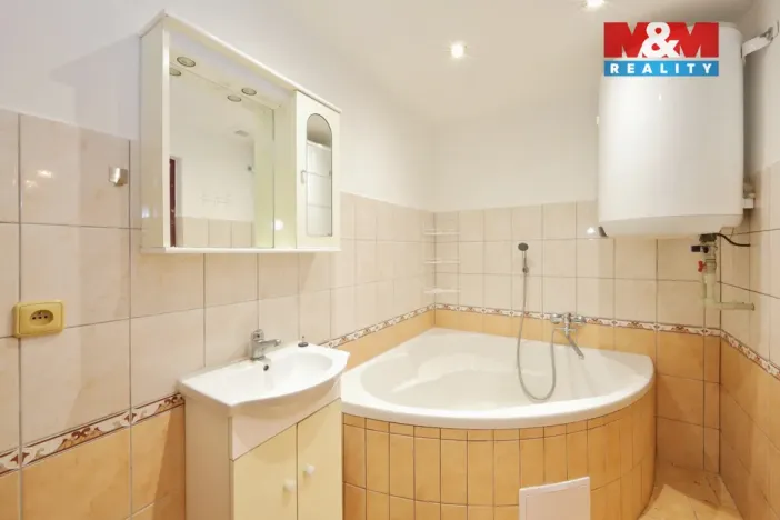 Prodej chalupy, Oudoleň, 70 m2