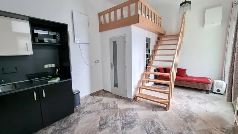 Pronájem obchodního prostoru, Jihlava, Brněnská, 20 m2