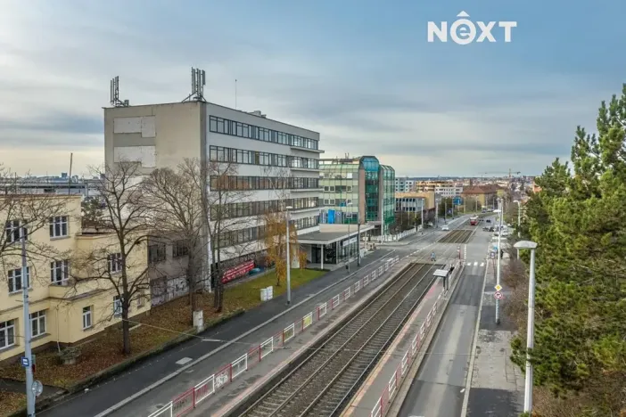 Pronájem kanceláře, Praha - Strašnice, Průběžná, 375 m2