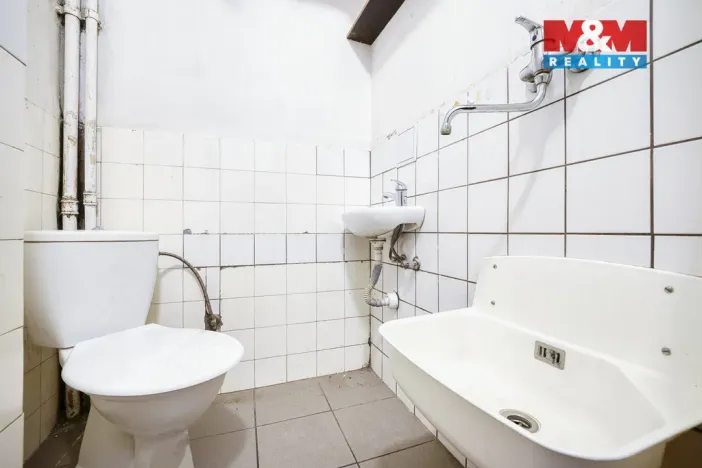 Pronájem obchodního prostoru, Plzeň - Jižní Předměstí, Goethova, 33 m2