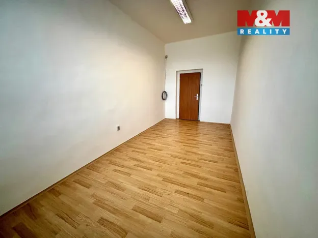 Pronájem kanceláře, České Budějovice - České Budějovice 4, 16 m2