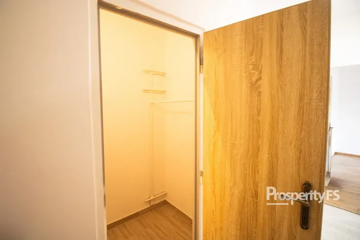 Pronájem bytu 2+1, Ústí nad Labem - Ústí nad Labem-centrum, Stará, 61 m2