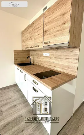 Prodej bytu 1+kk, Praha - Hloubětín, 32 m2