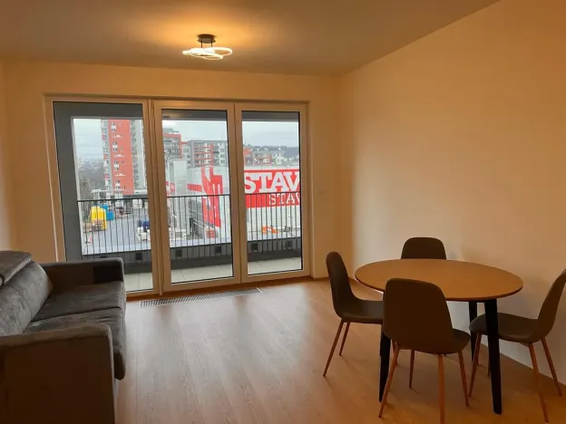 Pronájem bytu 1+kk, Praha - Hloubětín, Poděbradská, 32 m2