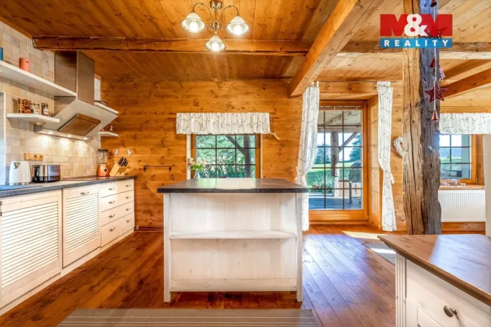 Prodej rodinného domu, Volary - Chlum, 279 m2