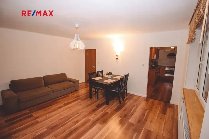 Pronájem bytu 2+1, Plzeň, U Cvičiště, 60 m2