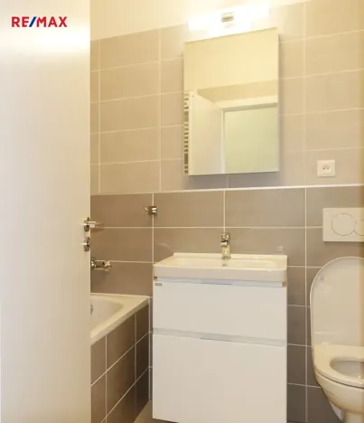 Pronájem bytu 2+kk, Chrudim, Luhanova, 58 m2