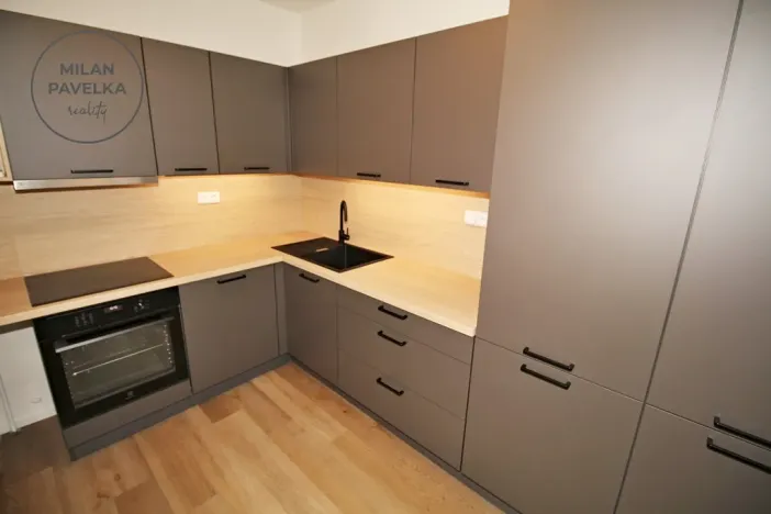 Pronájem bytu 3+1, Brno - Staré Brno, Veletržní, 61 m2