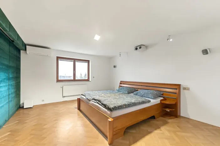 Prodej rodinného domu, Praha - Kyje, 200 m2