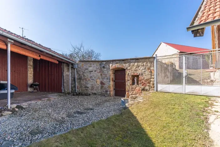 Prodej vícegeneračního domu, Nová Ves, 217 m2