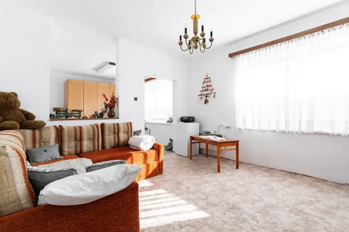 Prodej vícegeneračního domu, Nová Ves, 217 m2