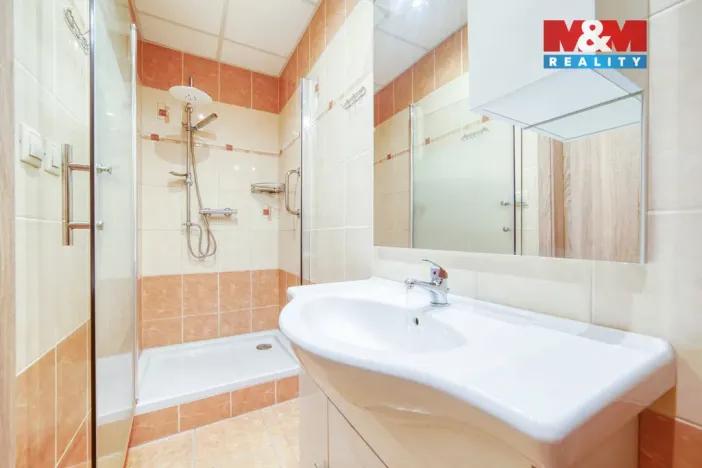 Pronájem bytu 2+kk, Plzeň - Koterov, Chválenická, 53 m2