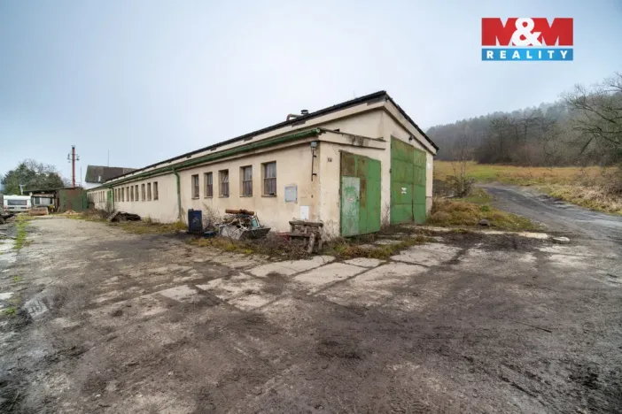 Prodej výrobních prostor, Bratrušov, 1152 m2