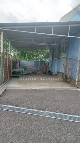 Pronájem skladu, Holubice, 110 m2