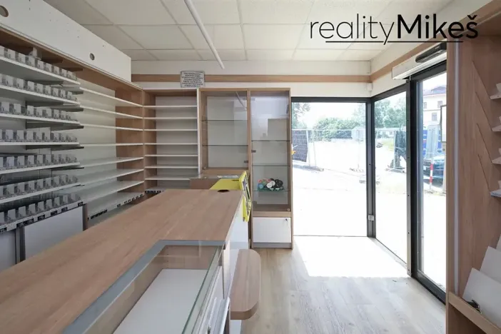 Prodej obchodního prostoru, Liberec, 1. máje, 18 m2