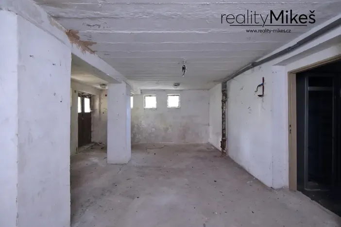 Prodej komerční nemovitosti, Liberec, Výletní, 1088 m2