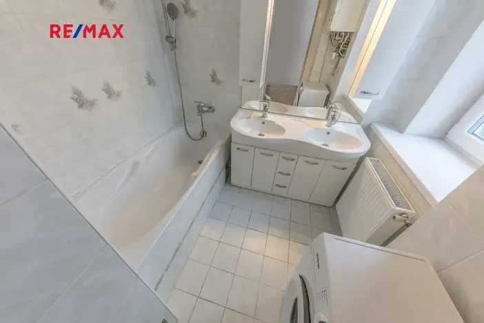 Prodej bytu 3+1, Praha - Nusle, 5. května, 96 m2