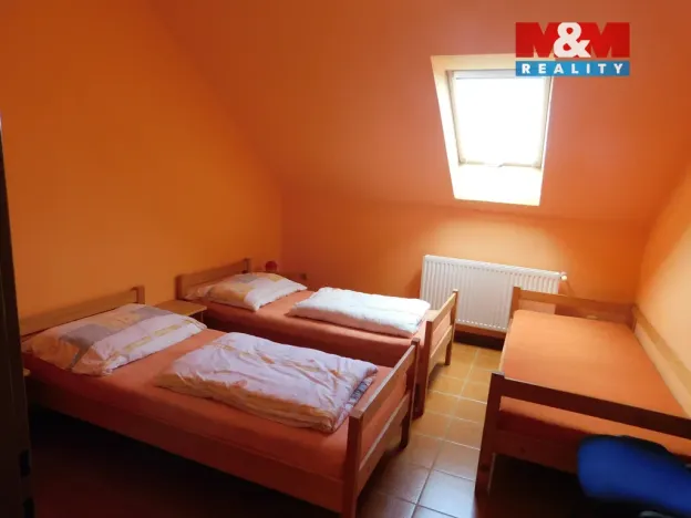 Prodej ubytování, Březí, Na štěrkách, 208 m2