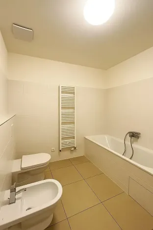 Pronájem bytu 3+1, Praha - Smíchov, Ostrovského, 145 m2