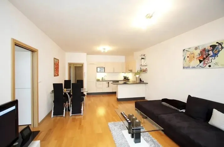 Pronájem bytu 2+kk, Praha - Libeň, Drahobejlova, 65 m2