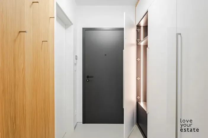 Pronájem bytu 2+kk, Praha - Košíře, Starokošířská, 40 m2