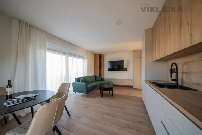 Prodej bytu 2+kk, Zaječí, 63 m2