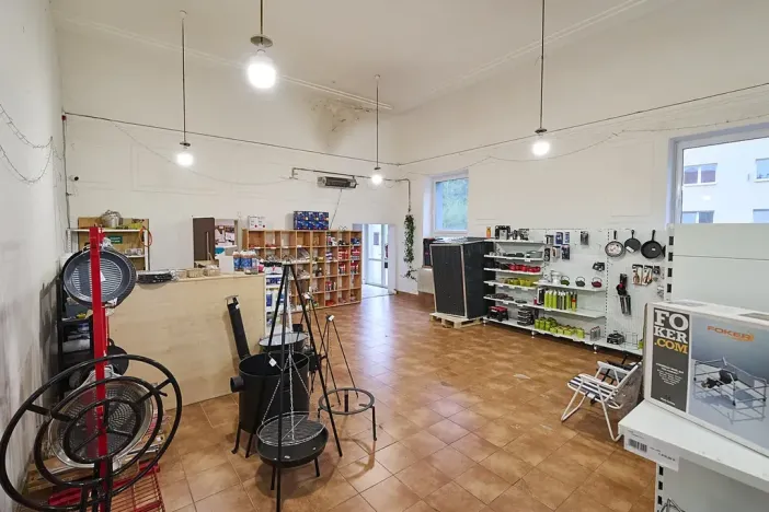 Prodej obchodního prostoru, Bruzovice, 773 m2