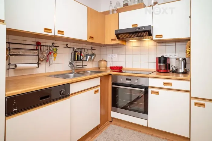 Prodej bytu 2+1, Třeboň, Vrchlického, 32 m2