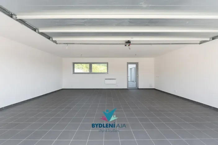 Prodej rodinného domu, Dubí, V Aleji, 206 m2