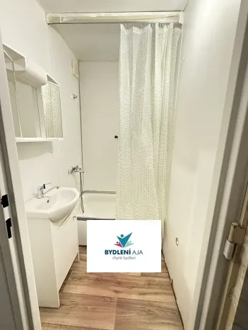 Pronájem bytu 1+kk, Teplice, Krušnohorská, 32 m2